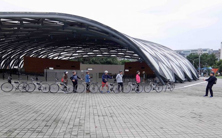 A Bike-Day Trip in Taipei City by Pirawadee