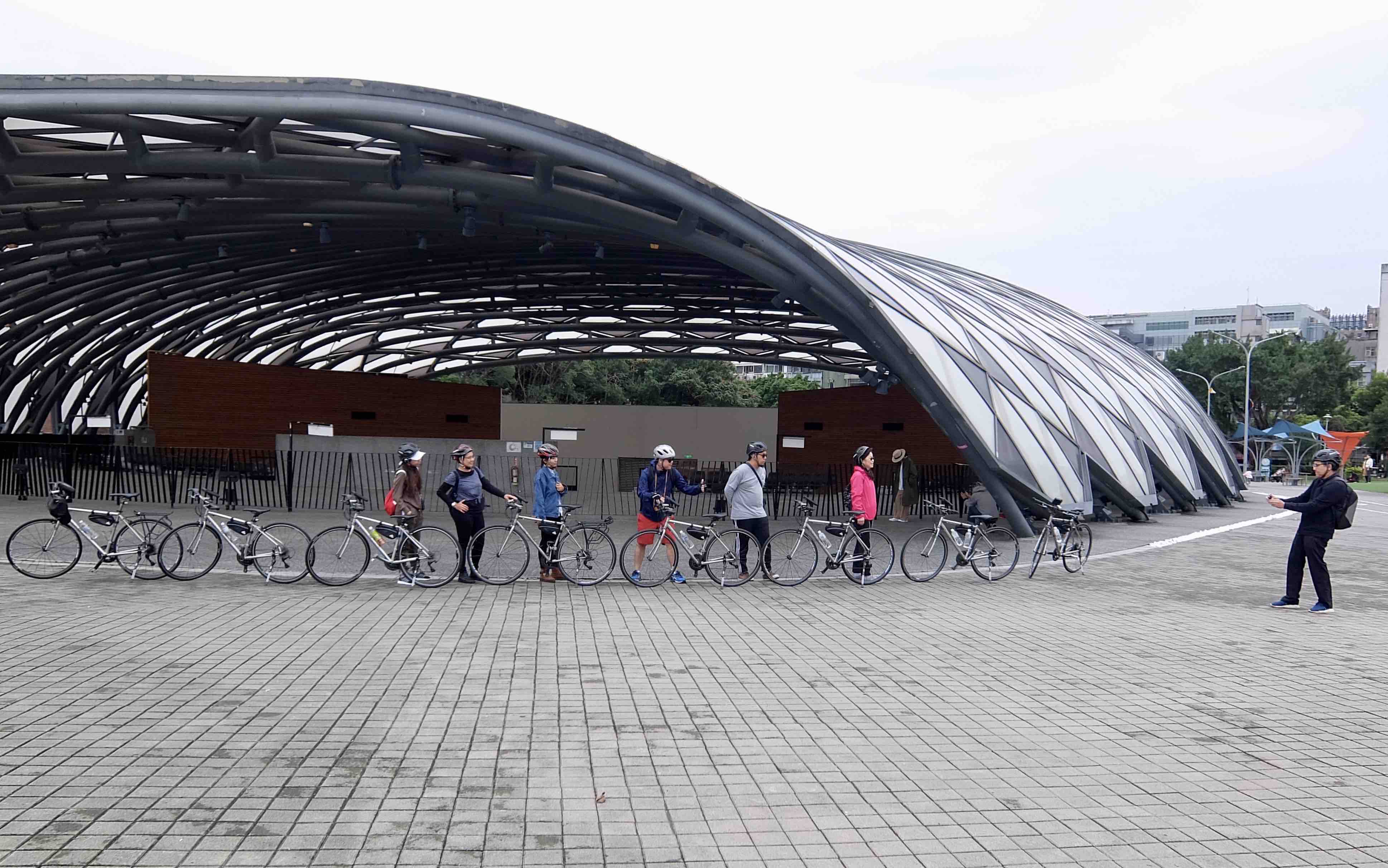 A BikeDay Trip in Taipei City by Pirawadee Bike Express Taiwan