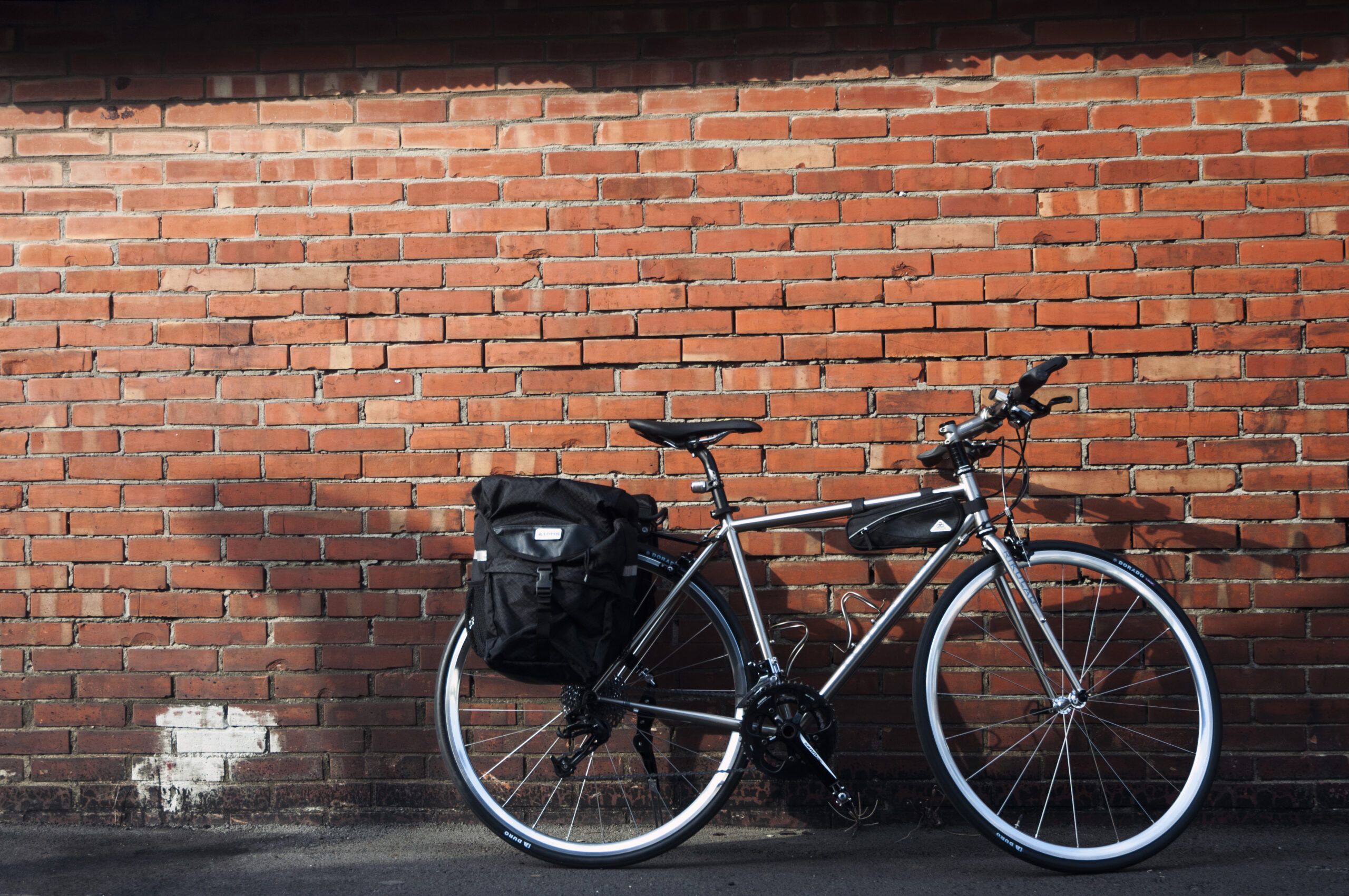 Flatbar Road Bike Rental in Taiwan Bike Express Taiwan